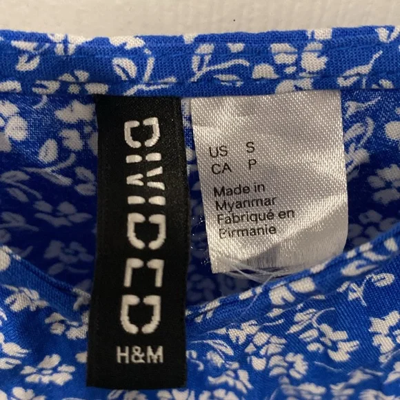 Two H&M Rompers - Picture 9 of 9